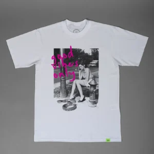 Camiseta Good Vibes Only